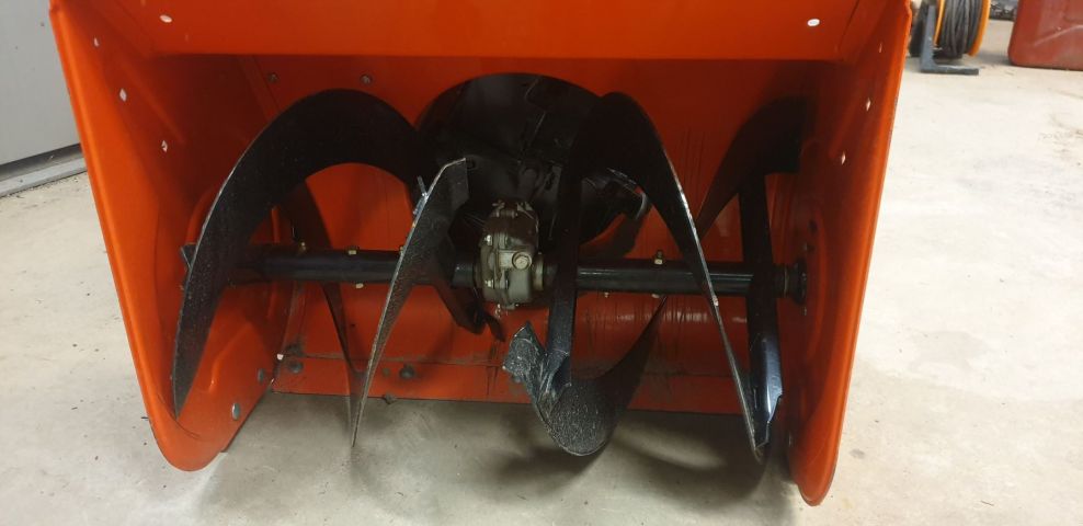 772266-3 Snow thrower Ariens ST 924 electric start