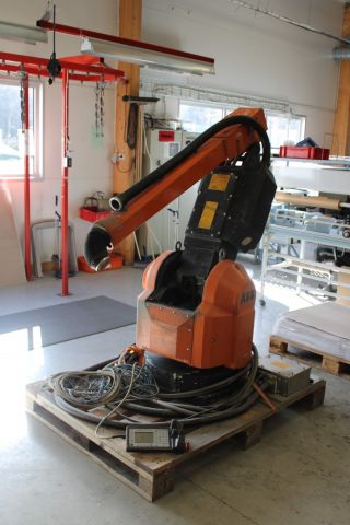 758943-1 Surface treatment robot ABB IRB540-12