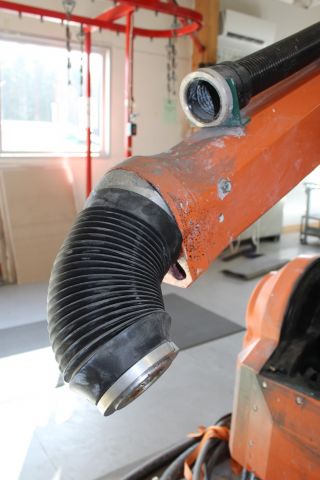 758943-10 Surface treatment robot ABB IRB540-12