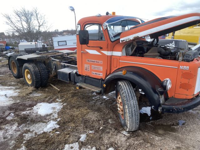 772427-12 VOLVO NB 88, 1970, 247 hp