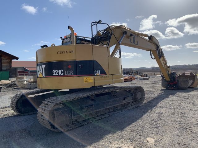 711541-5 Track excavator CAT 321C LCR, with 3 buckets and Rototilt
