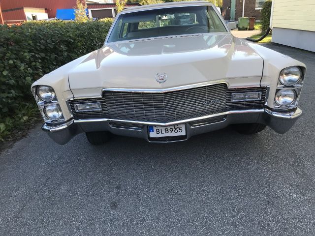 769781-6 Cadillac Fleetwood Brougham -1968