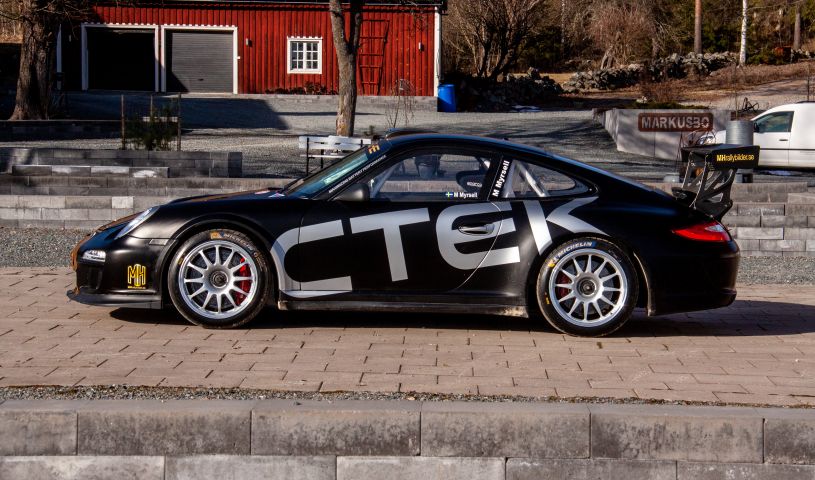 769833-2 Porsche 997 GT3 Rally -2011