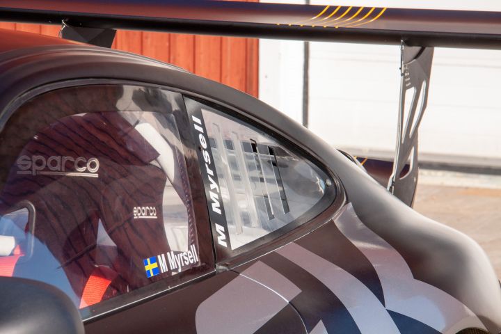 769833-21 Porsche 997 GT3 Rally -2011