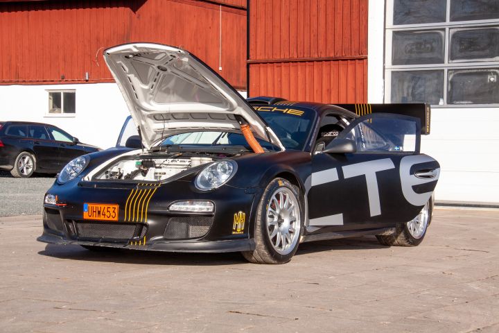 769833-39 Porsche 997 GT3 Rally -2011
