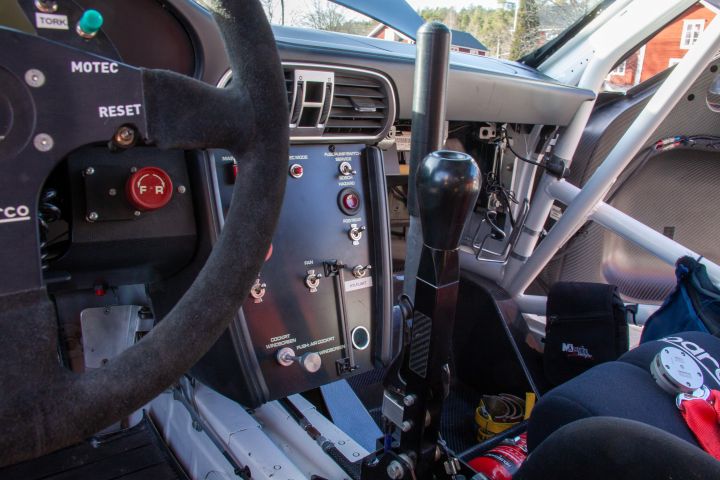 769833-54 Porsche 997 GT3 Rally -2011