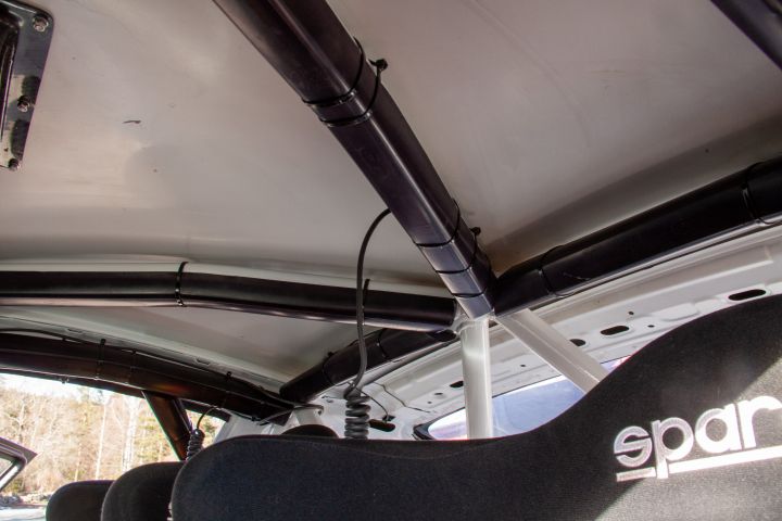 769833-56 Porsche 997 GT3 Rally -2011