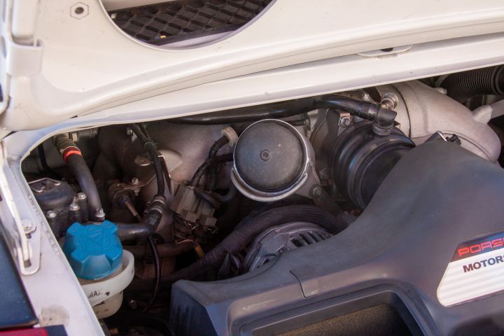 769833-68 Porsche 997 GT3 Rally -2011