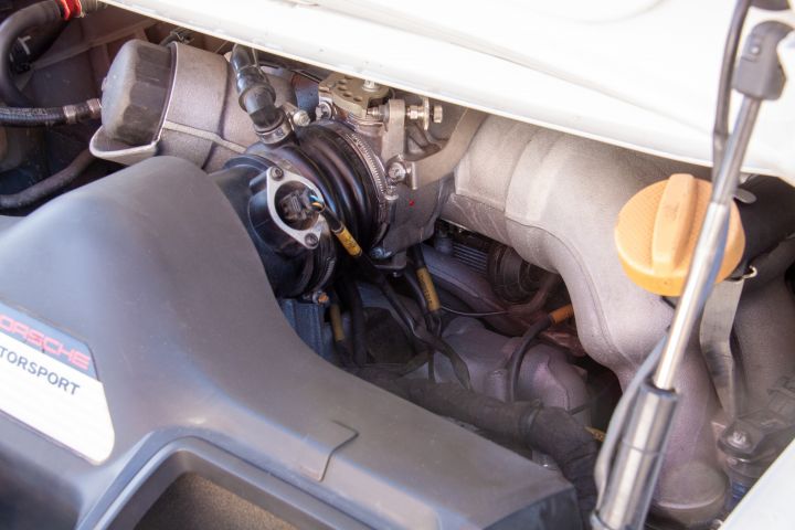 769833-71 Porsche 997 GT3 Rally -2011