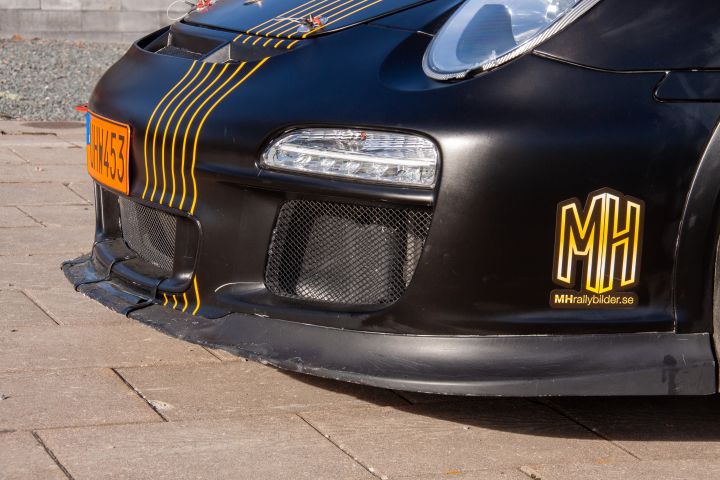 769833-73 Porsche 997 GT3 Rally -2011