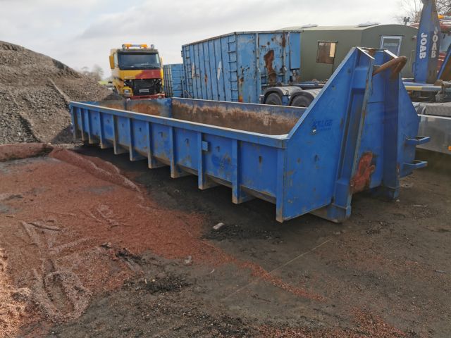 768674-2 Demountable platform 12 m3 with leaves