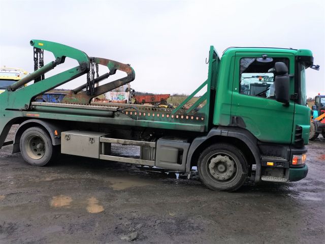 768693-1 Liftdumper SCANIA P94GB4X2NB300, 2004, 296 hp