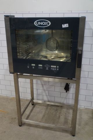 735544-1 Bake off oven "Unox XVC 304"