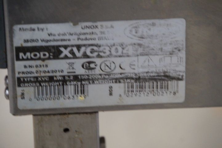 735544-10 Bake off oven "Unox XVC 304"