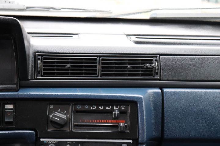 732972-12 Volvo 740 GL 2.4D -1988