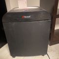 745561-4 2 shredders - Rexel and Staples