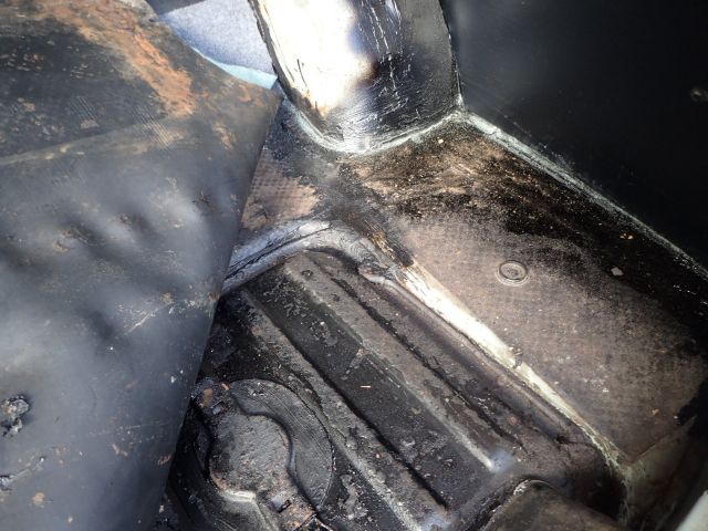 689182-30 Volvo Amazon 12134 VK -1965