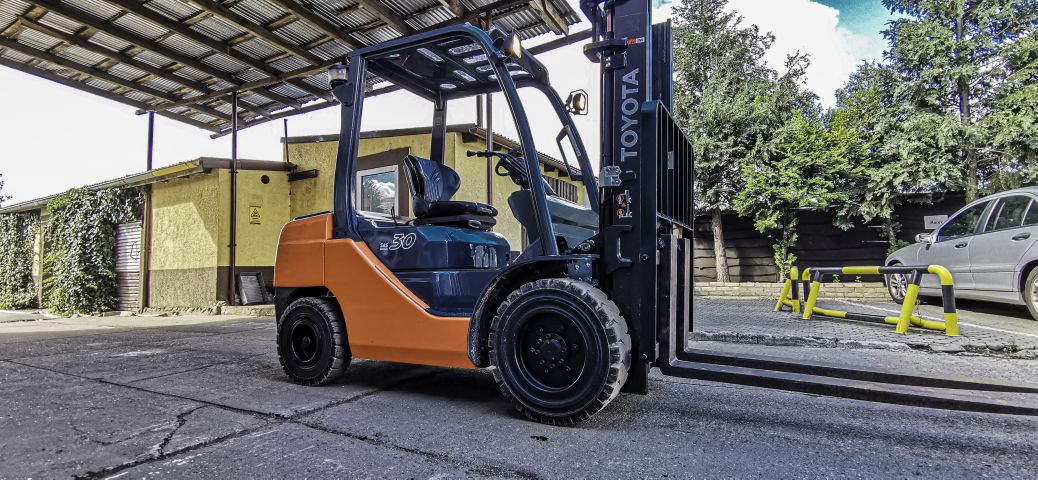 778741-7 Forklift truck Toyota 02-8FDF30, 2012