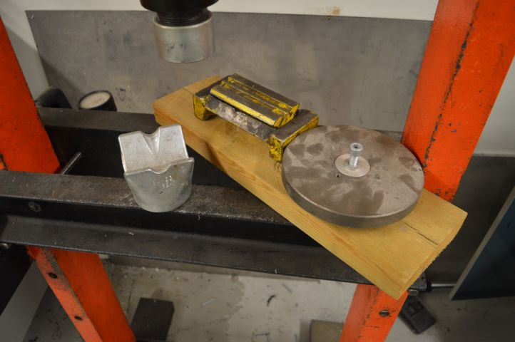 778756-5 Bahco Press