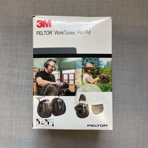 774730-1 Hearing covers 3M Peltor pro tunes FM radio