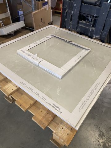 779849-4 Lot for bathroom - i.a. tiles, WC, Miller Bath products etc. [New and demo products]