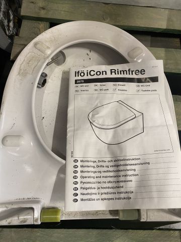 779849-12 Lot for bathroom - i.a. tiles, WC, Miller Bath products etc. [New and demo products]