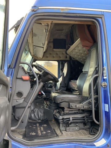 769030-18 Tractor Volvo FH16 610 6 * 2 -2006 (Manual, 1660009 km) NEW INFORMATION