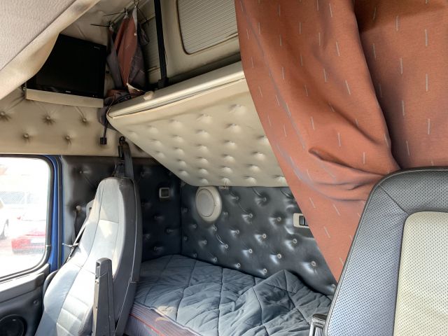 769030-20 Tractor Volvo FH16 610 6 * 2 -2006 (Manual, 1660009 km) NEW INFORMATION