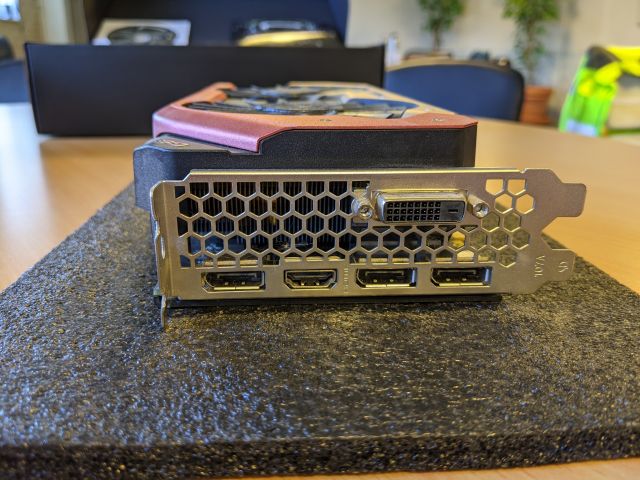 774396-5 Used Gainward GeForce GTX 1060 6GB Phoenix "GS"