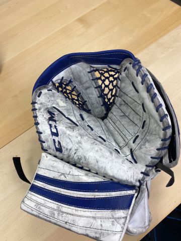 776243-6 CCM Extreme Flex pro Hockey goalkeeper equipment