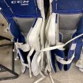 776243-7 CCM Extreme Flex pro Hockey goalkeeper equipment