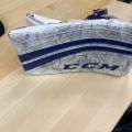 776243-11 CCM Extreme Flex pro Hockey goalkeeper equipment