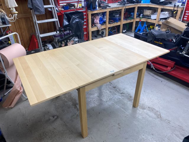 776255-1 Kitchen table Bjursta