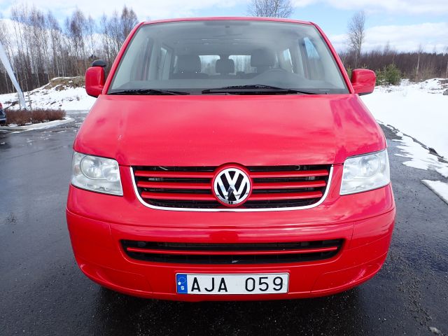 753058-2 VW CARAVELLE / Bus 2.5, 2008. Reg no. AJA059