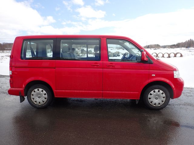 753058-4 VW CARAVELLE / Bus 2.5, 2008. Reg no. AJA059
