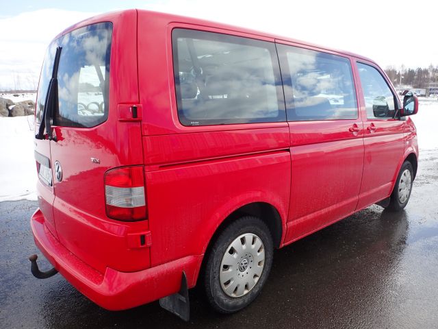 753058-5 VW CARAVELLE / Bus 2.5, 2008. Reg no. AJA059
