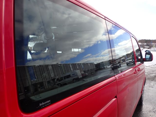 753058-47 VW CARAVELLE / Bus 2.5, 2008. Reg no. AJA059