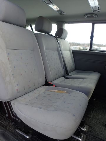 753058-63 VW CARAVELLE / Bus 2.5, 2008. Reg no. AJA059
