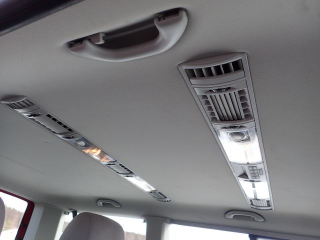 753058-69 VW CARAVELLE / Bus 2.5, 2008. Reg no. AJA059