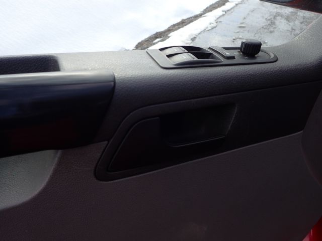 753058-75 VW CARAVELLE / Bus 2.5, 2008. Reg no. AJA059