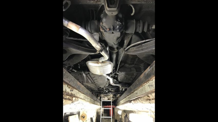 769795-23 Mercedes-Benz 200 -1982