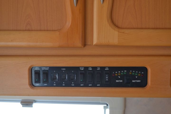 781793-27 FIAT / KABE TM AL-04, 2004, 126 hk