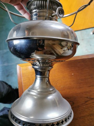 772323-9 Kerosene / oil lamp
