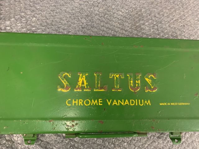 769072-8 Socket wrench sets Saltus 3 pcs