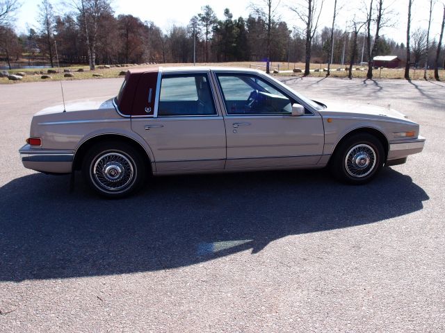 769792-4 Cadillac Seville -1988