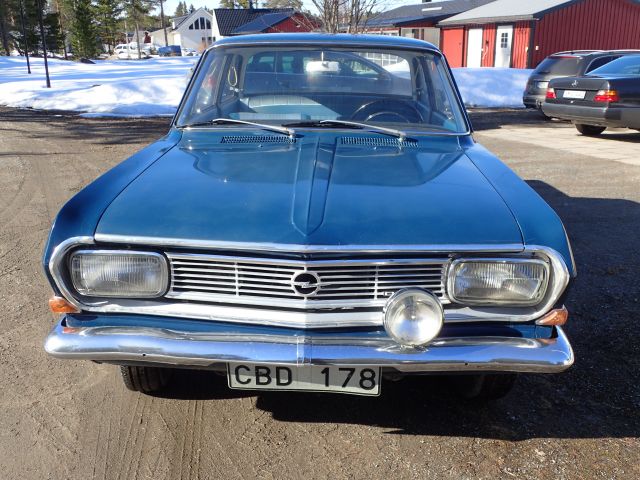 753067-2 Opel Record 1700 Olympia -1966