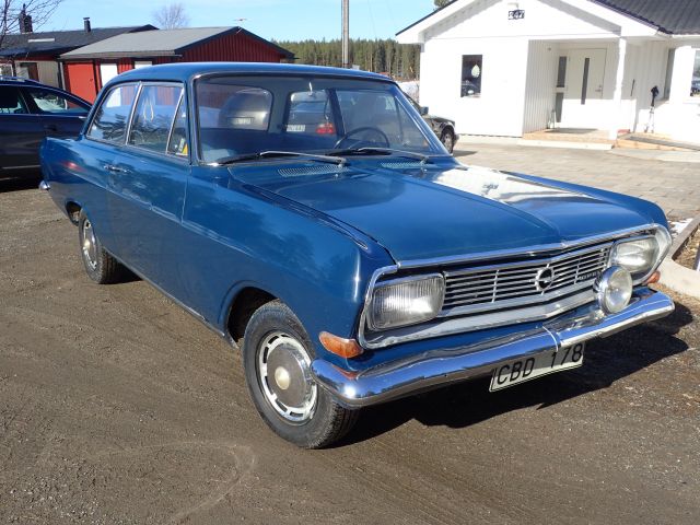 753067-3 Opel Record 1700 Olympia -1966