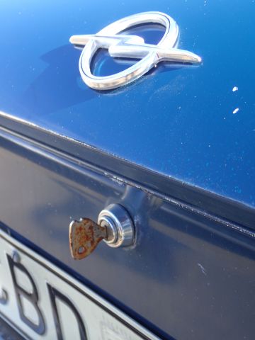 753067-37 Opel Record 1700 Olympia -1966