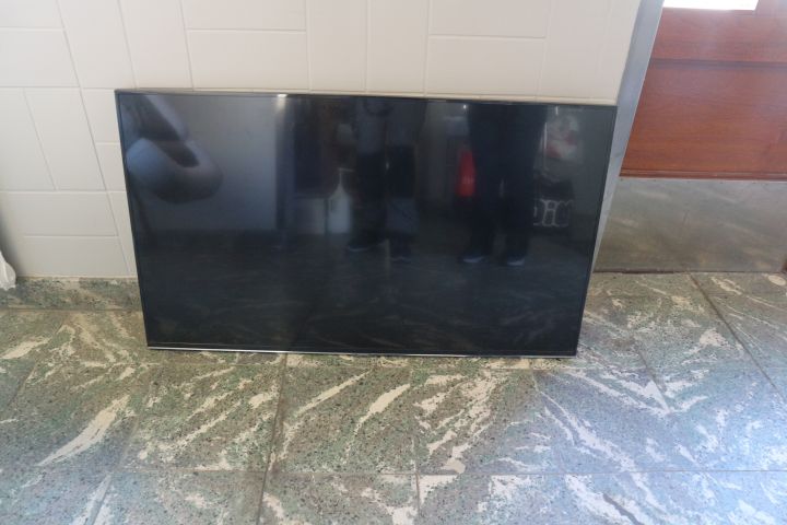 782283-1 ReklamTV Samsung 42 tum