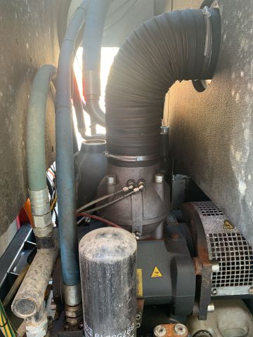 769085-17 Skruvkompressor Gardner Denver VS70 -2010 med tank